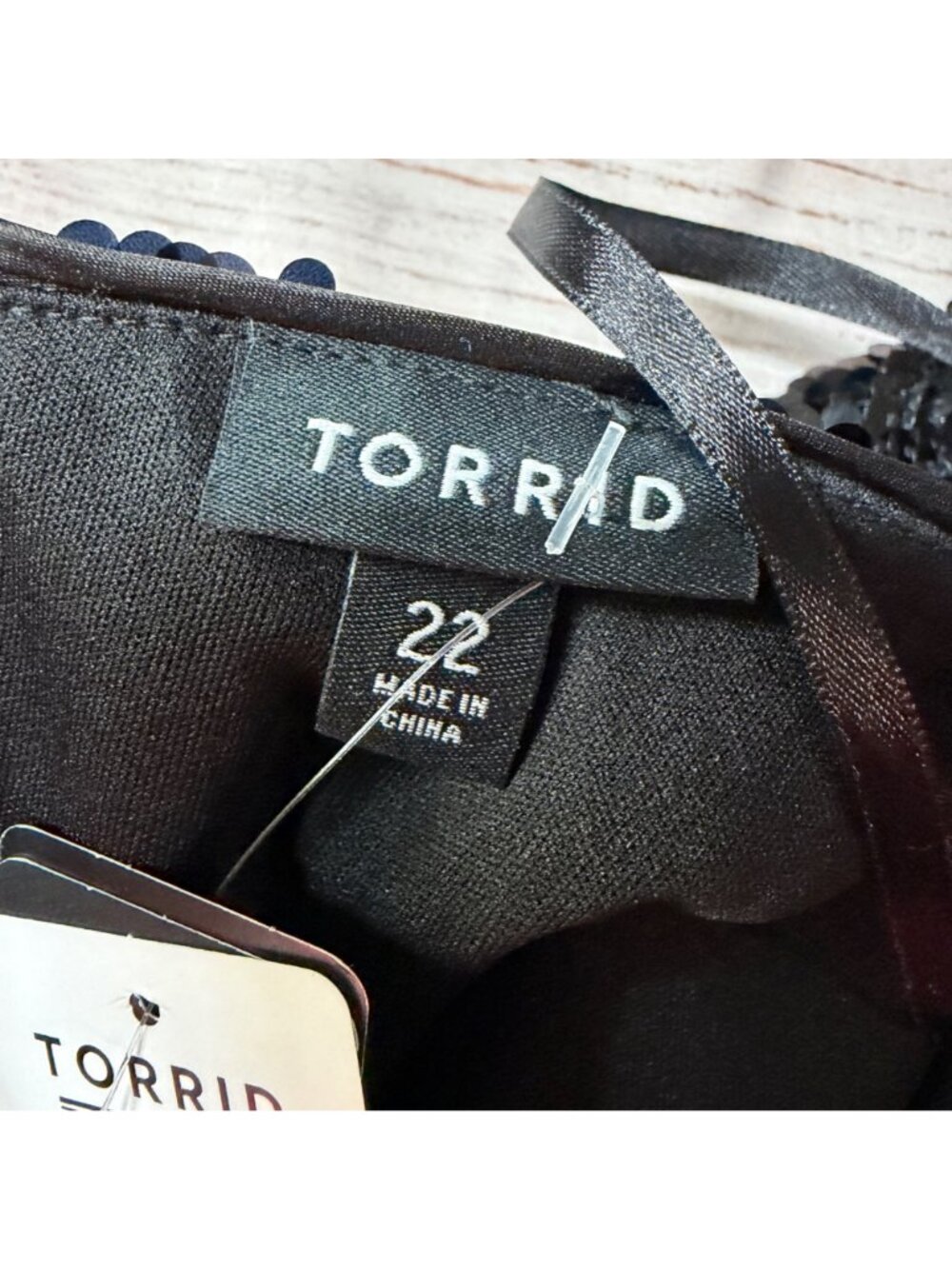 Torrid Black Sequin Surplice Mini Dress Size 22 Long Sleeve and Pockets New - Picture 12 of 12